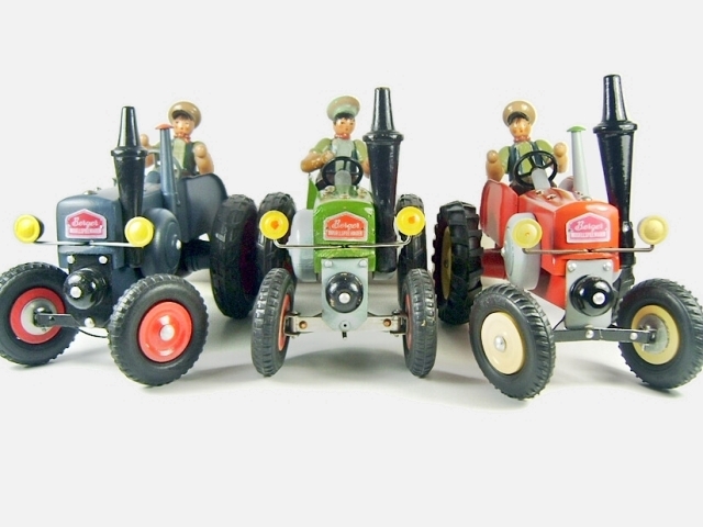 6a drei grosse Bulldogs im Vergleich